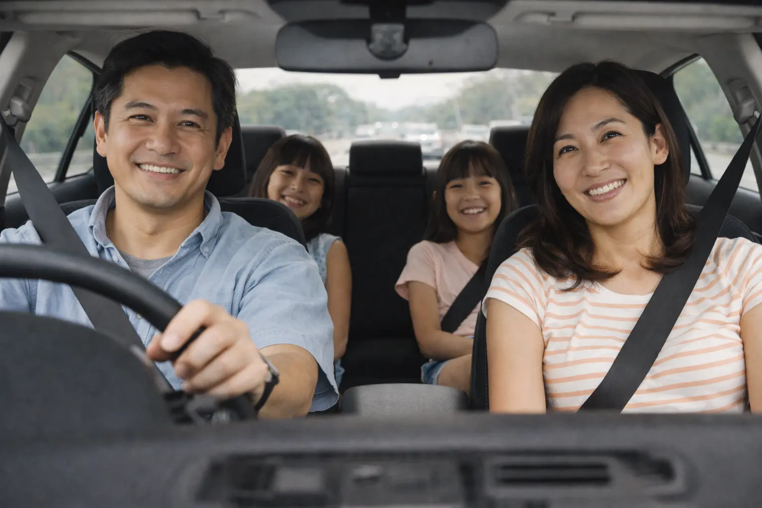 ครอบครัวในรถยนต์ทางกลับบ้าน